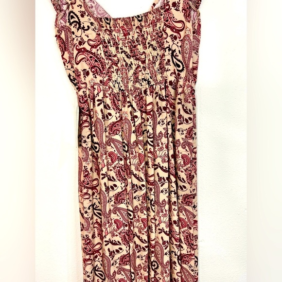 🆕 Justify Pink & Tan Patterned Dress with Front Tie Peak-a-boo - Picture 14 of 15